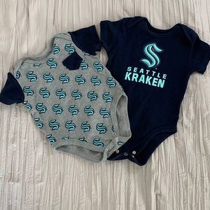 Seattle Kraken onesie set